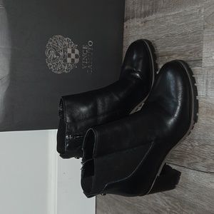 Vince Camuto Heeled Booties- Black- SIZE 10